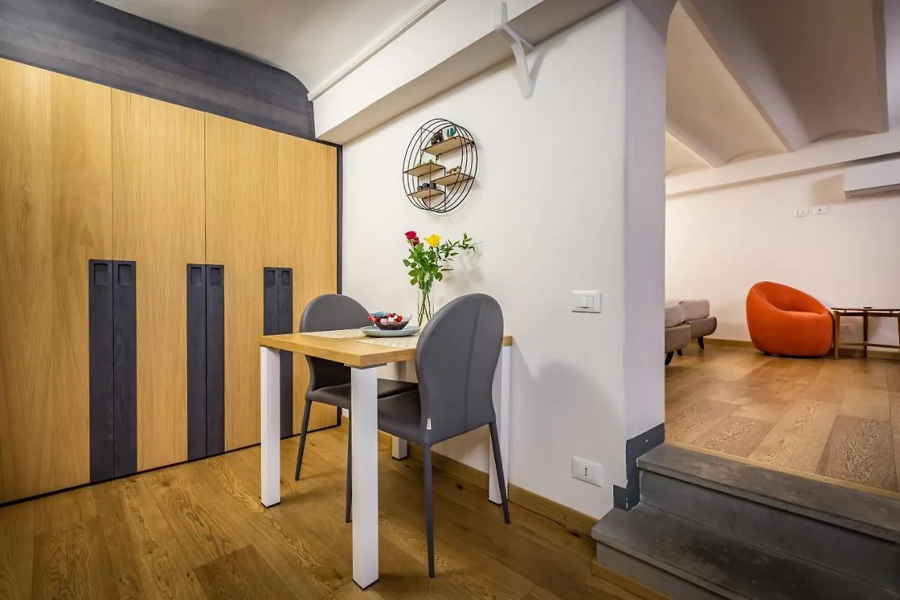 Palazzo Brunelleschi Bed & Breakfast Florence